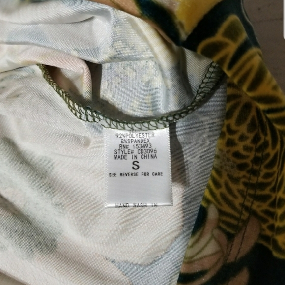 Velvet Floral Choker Dress - Picture 6 of 6